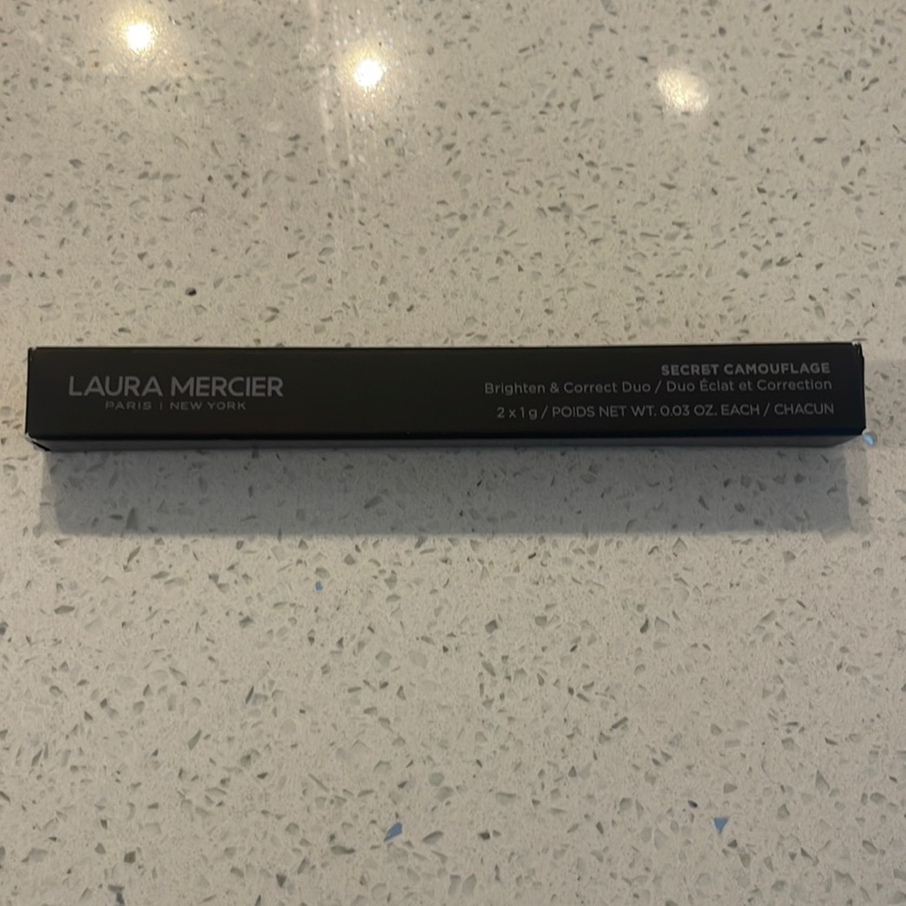 Laura Mercier Secret Camouflage